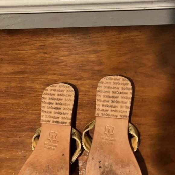 Mystique Pink Crystal Embellished And Gold Toned Beads Sandal- Size 8 - Picture 4 of 5